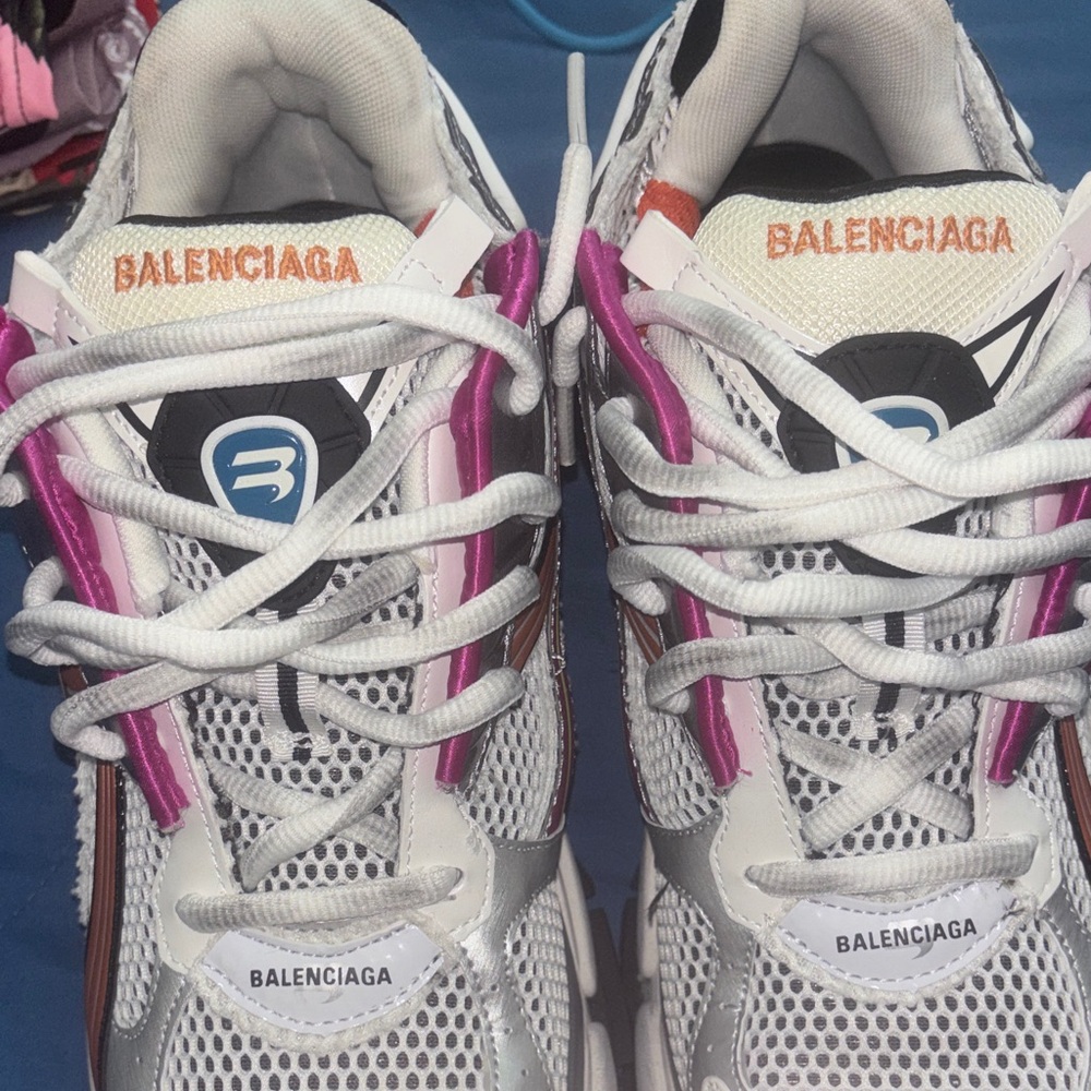 Balenciagas Men’s White and Pink Mesh Sneakers